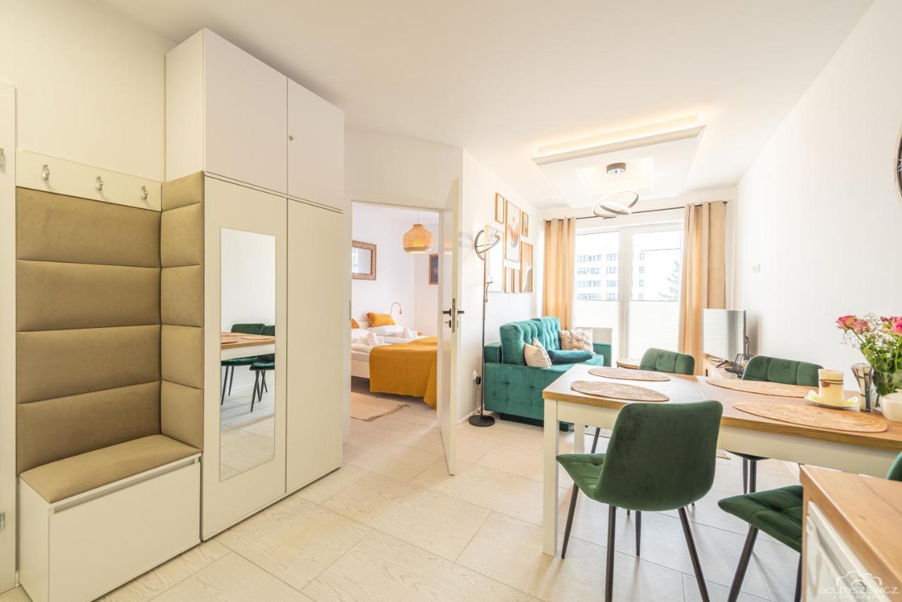 Horyzont Apartamenty - Kapitanski Mostek- Blisko Portu- Sniadania Kolberg Exterior foto
